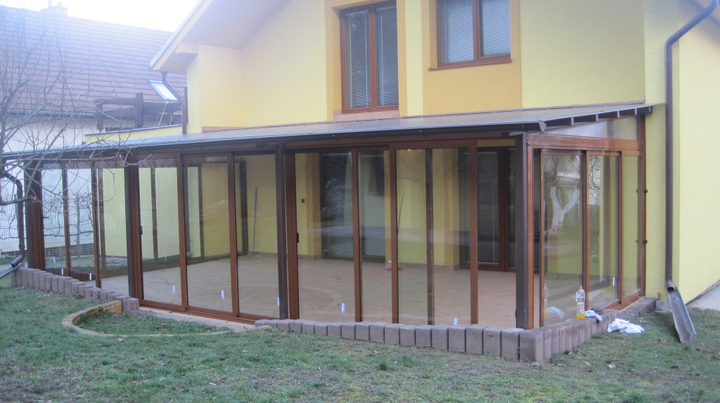 Zasklenie a opláštenie terasy, rodinný dom, Rimavská Sobota, Teplý vrch
